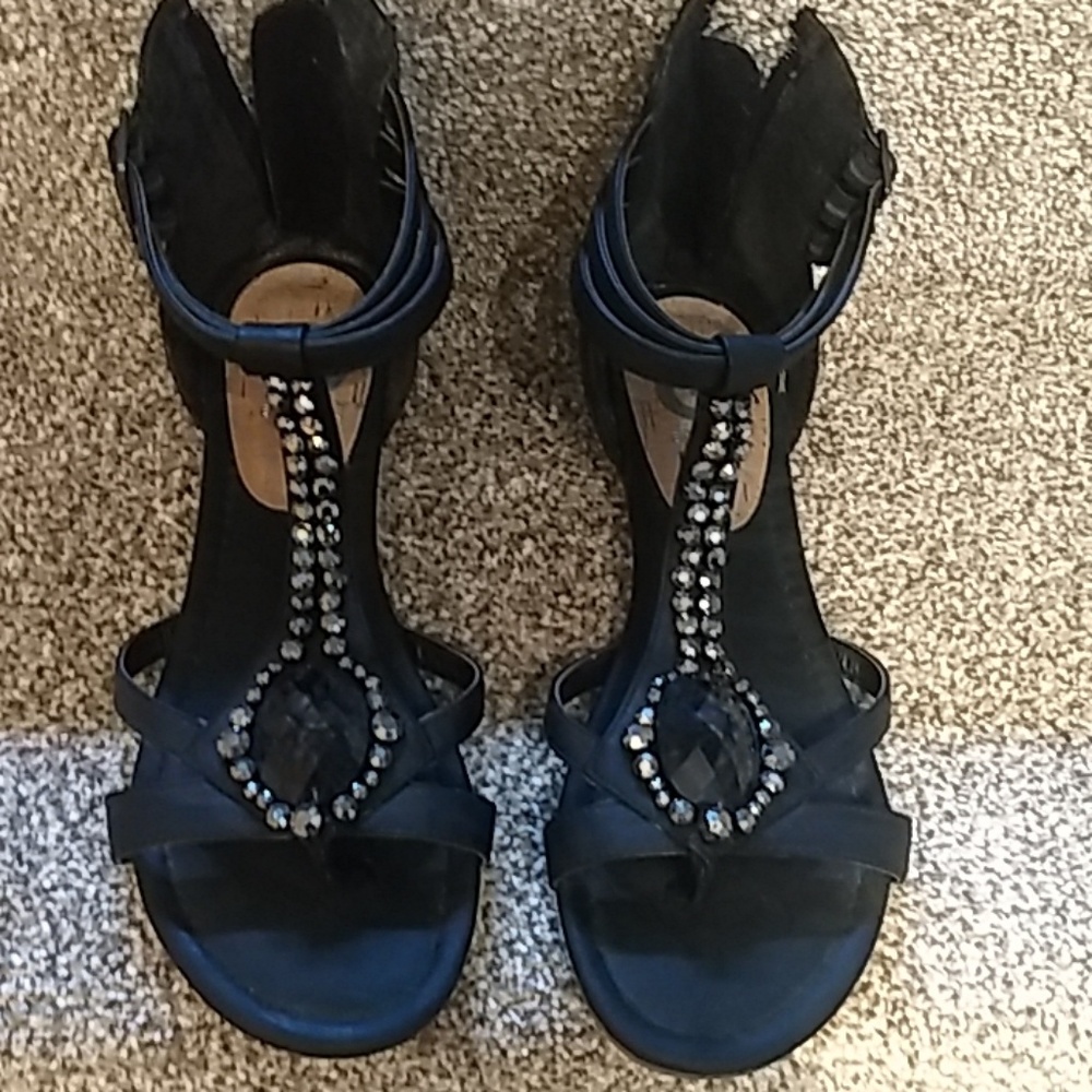 Guess sandals